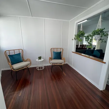 Essex Court - Beach House Motel Townsville Exterior photo
